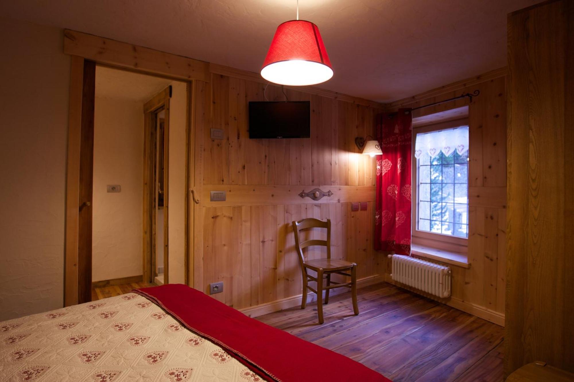 Maison Peroulaz Charvensod Camera foto