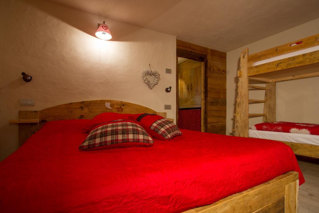 Maison Peroulaz Charvensod Camera foto