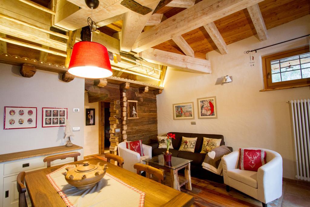 Maison Peroulaz Charvensod Camera foto